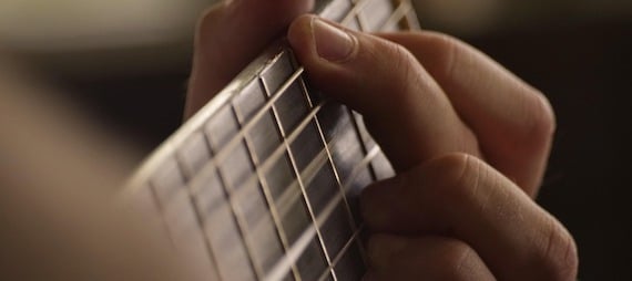 Why the Guitar Is the Perfect Instrument to Start This Spring